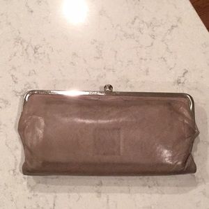 Hobo clutch/wallet
